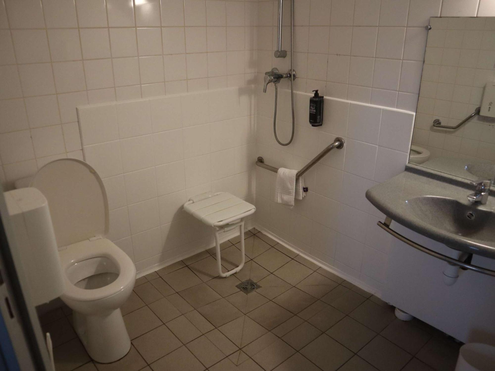 Ibis Budget Boulogne-Sur-Mer Centre Les Ports Exterior foto
